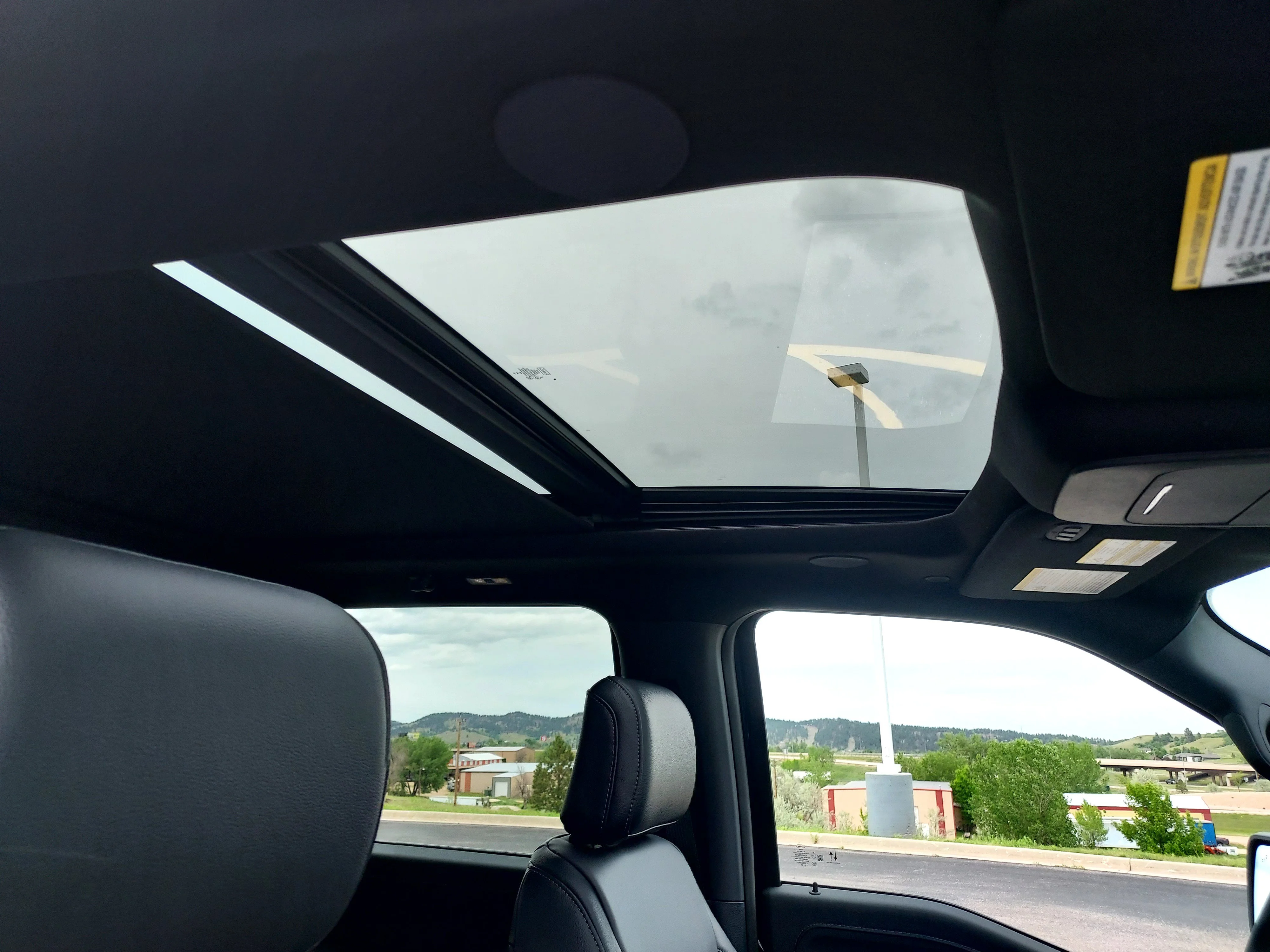New 2026 Agate Black Metallic Ford LARIAT image 30