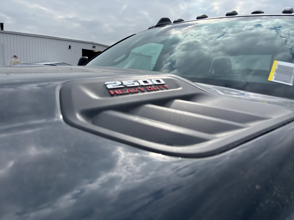 New 2026 Forged Blue Metallic Exterior Paint RAM Big Horn image 9