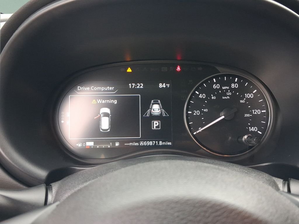 Used 2023 Gray Nissan SR image 13