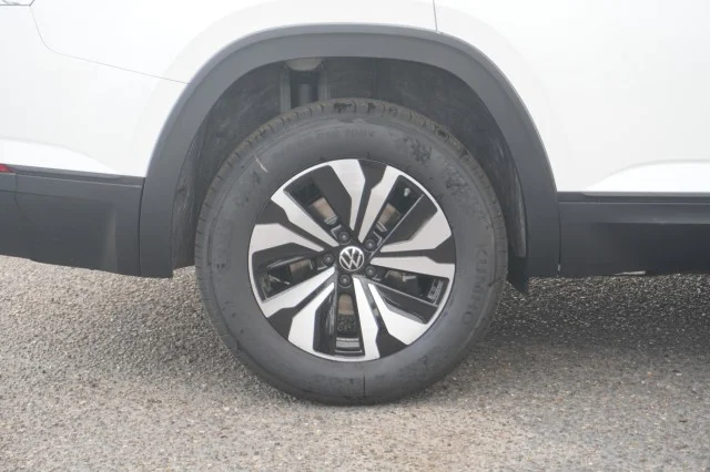 New 2026 Opal White Pearl Volkswagen 2.0T SE image 6