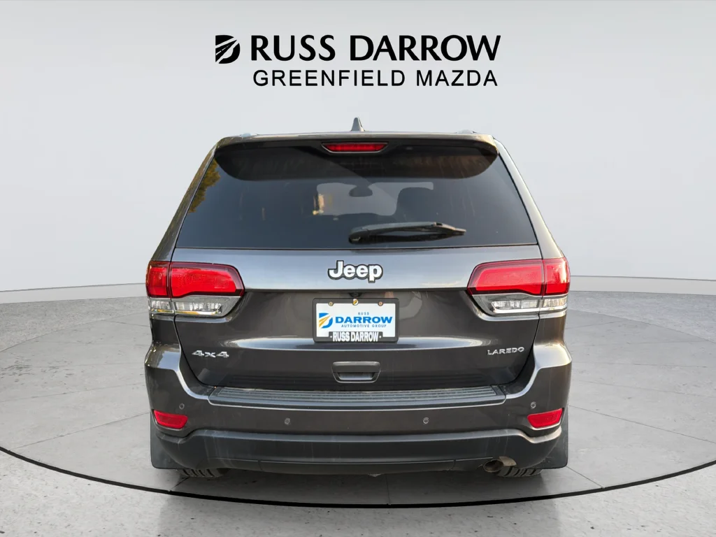 Used 2021 Gray Jeep Laredo X image 4