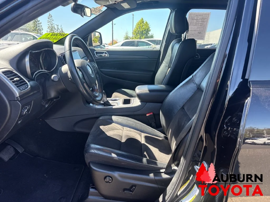 Used 2021 Black Jeep Laredo X image 11