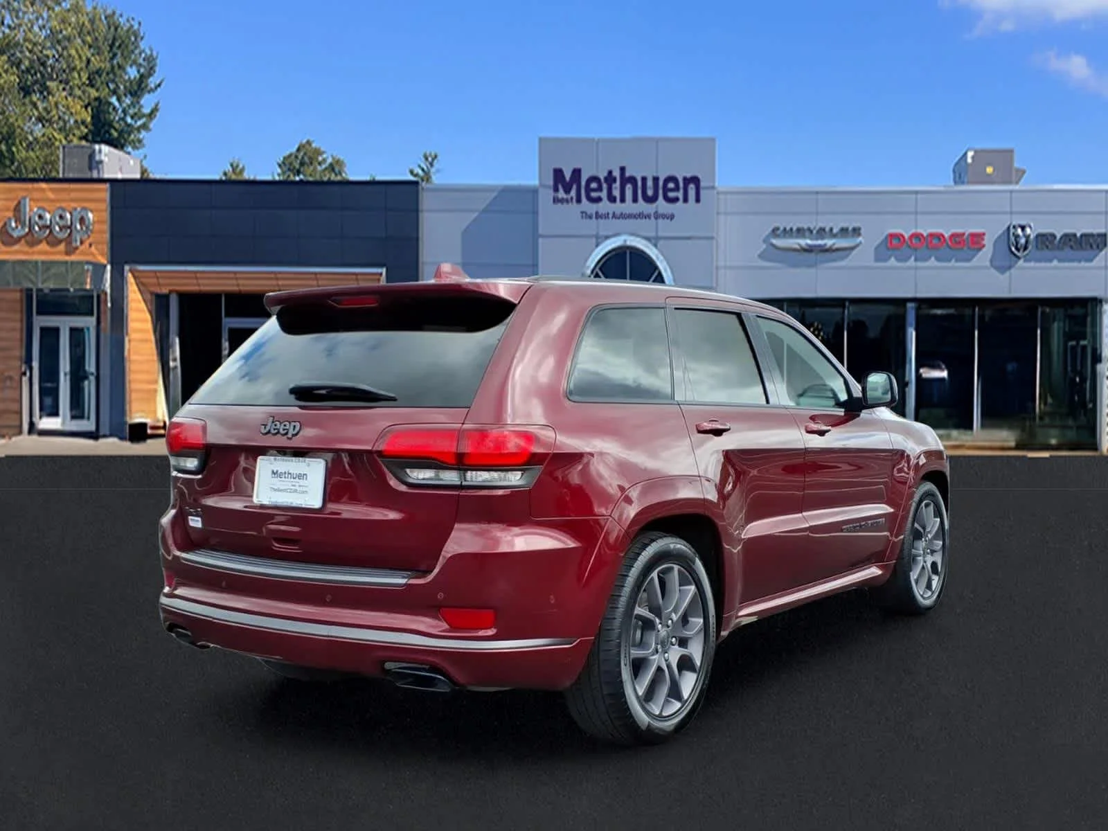Used 2021 Velvet Red Pearlcoat Jeep High Altitude image 4