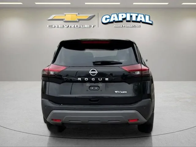 Used 2023 Black Nissan SV Intelligent AWD image 4