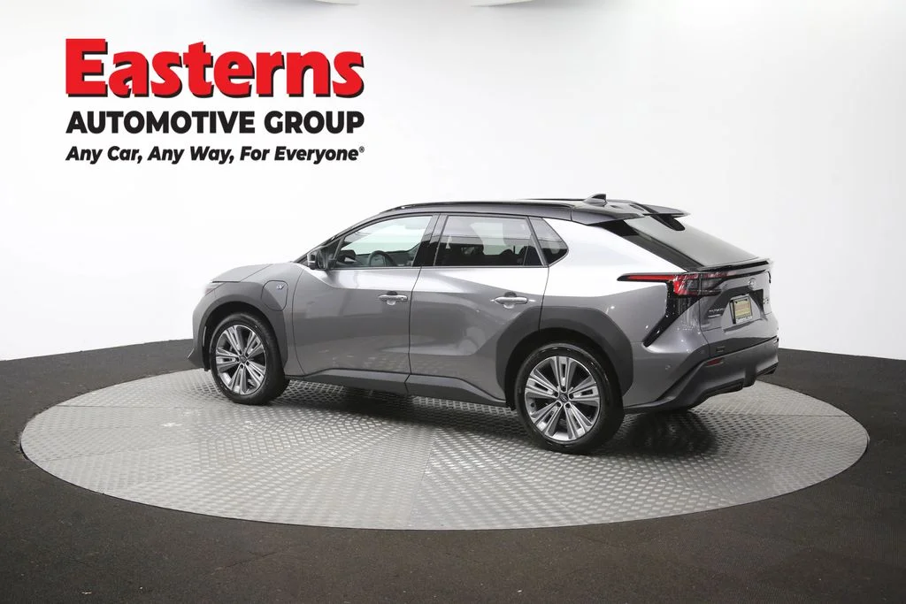 Used 2023 Black Subaru Touring image 65