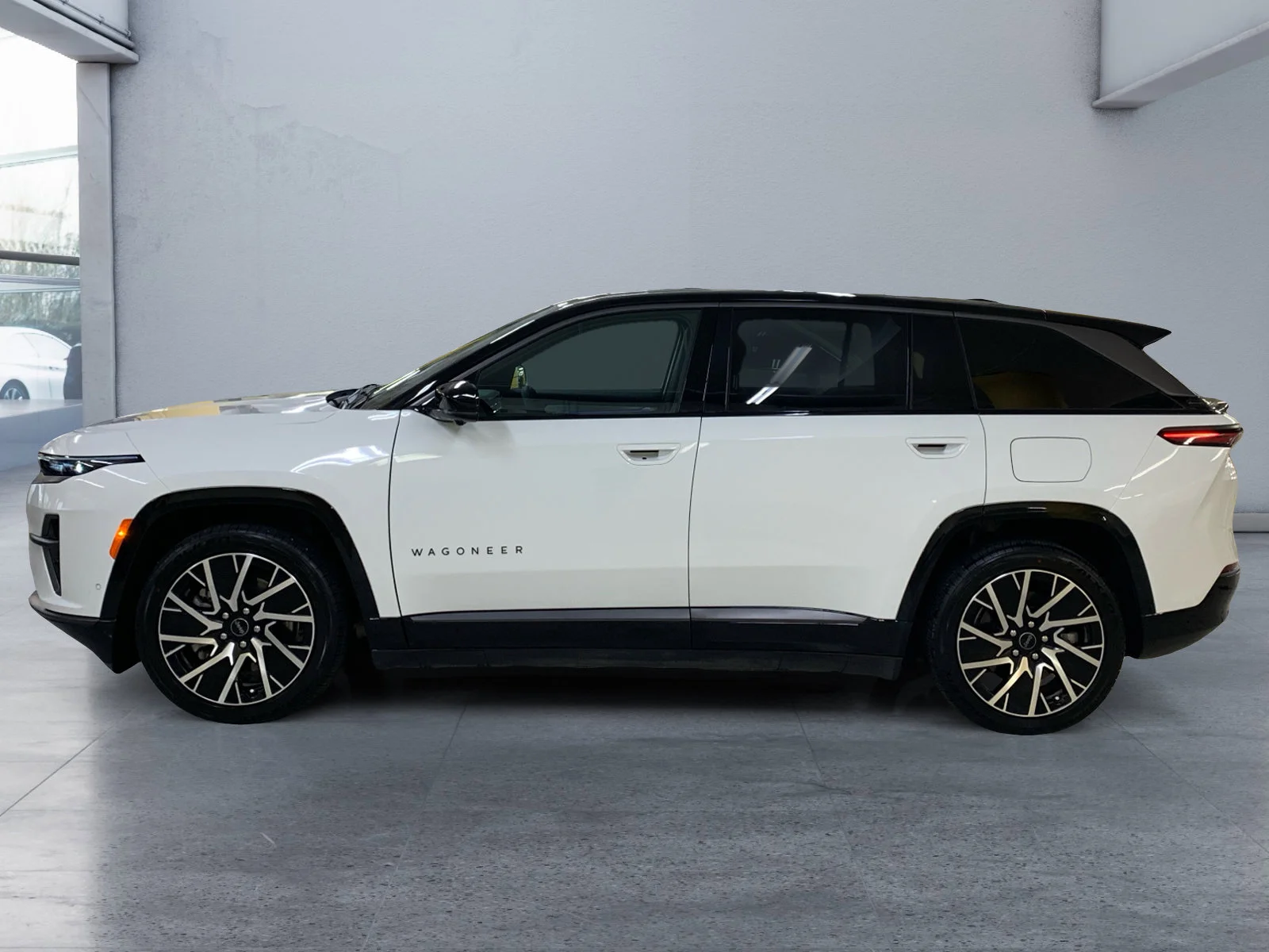 Used 2025 Bright White Jeep Limited image 2