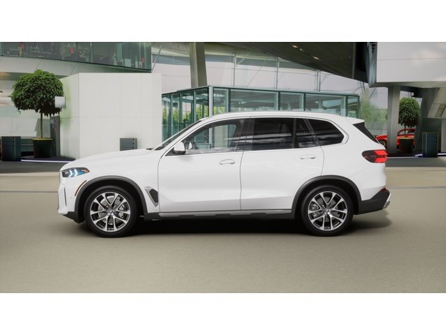 New 2026 White BMW X5 40i image 4