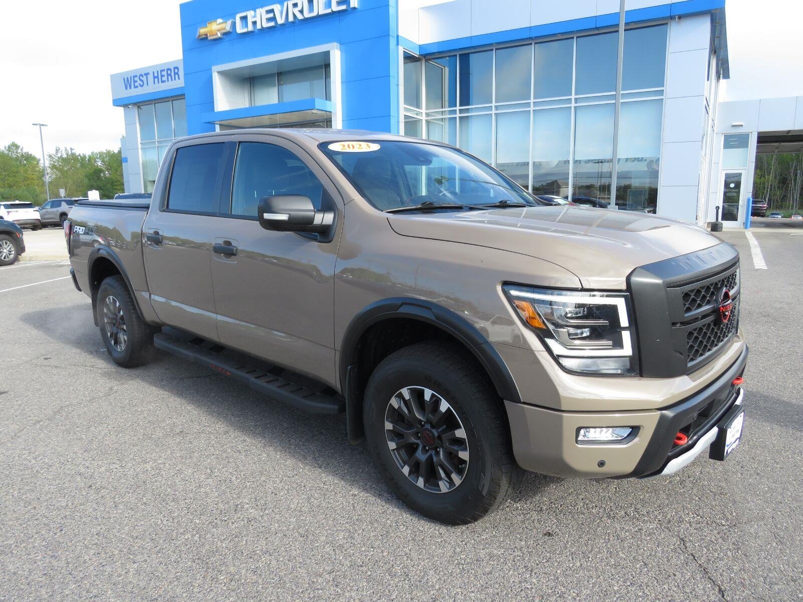 Used 2023 Baja Storm Nissan PRO-4X image 4