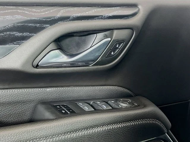2023 GMC Yukon Denali - Photo 17