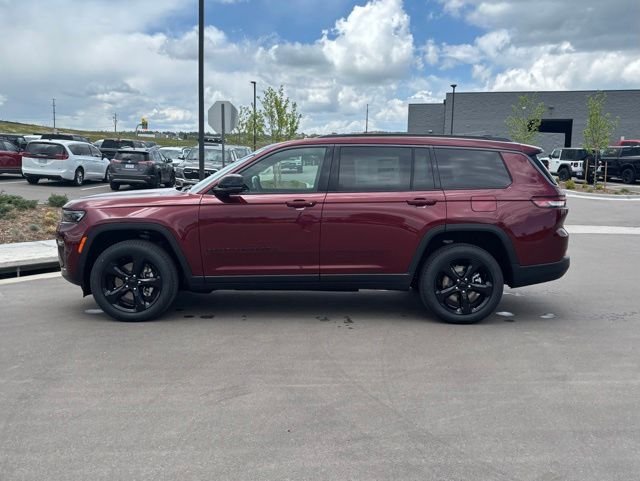New 2026 Velvet Red Pearl-Coat Exterior Paint Jeep Altitude image 2