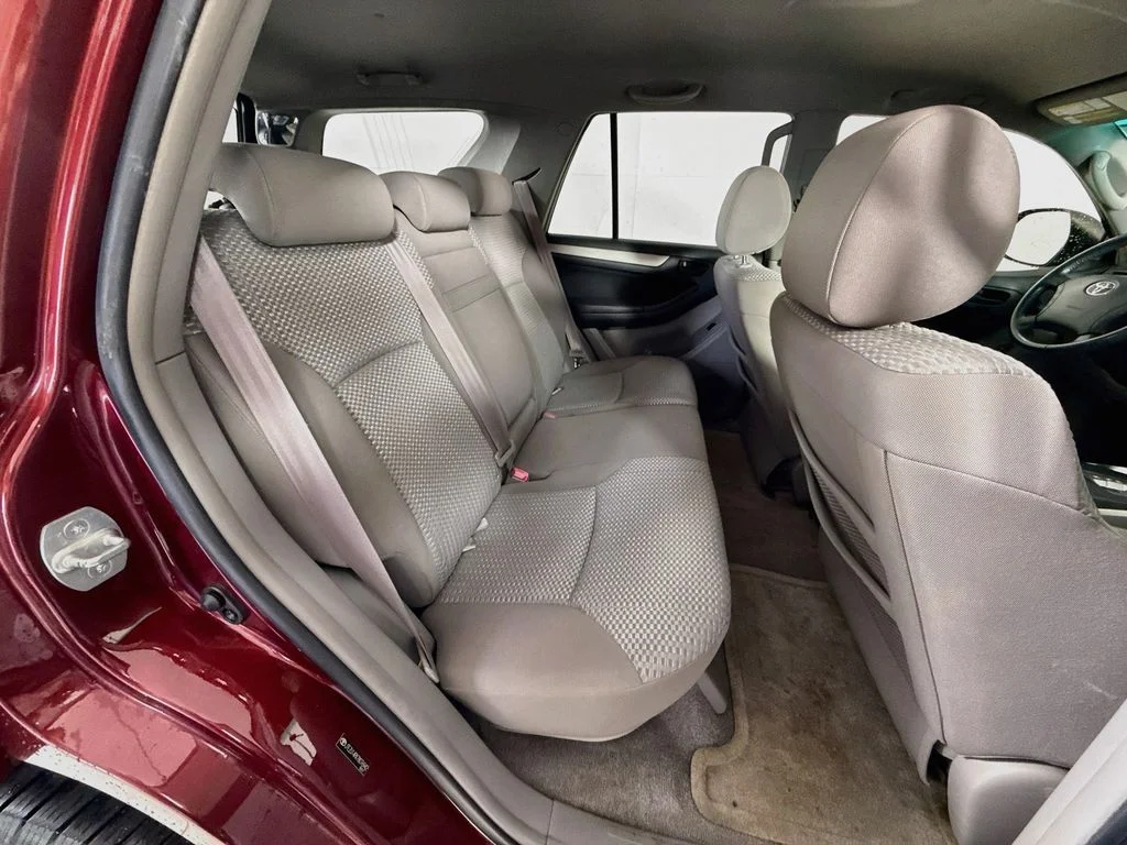 Used 2007 Salsa Red Pearl Toyota SR5 image 4
