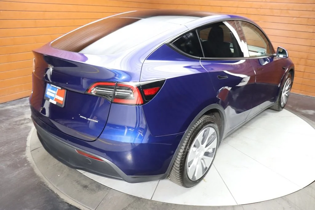Used 2022 Deep Blue Metallic Tesla Long Range image 15