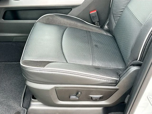 2026 RAM 2500 Laramie - Photo 15