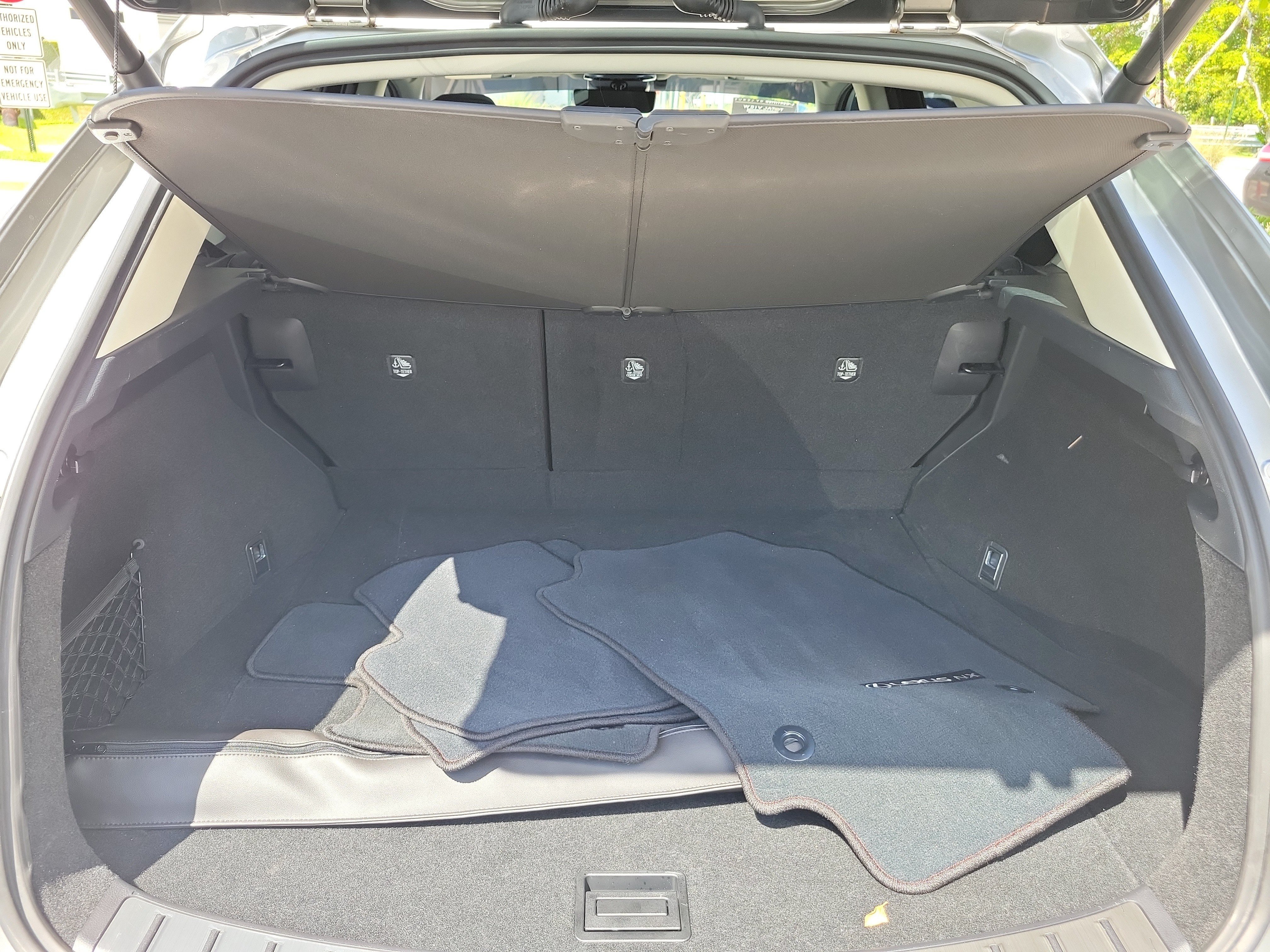 Used 2024 Silver Lexus 350 Luxury image 8