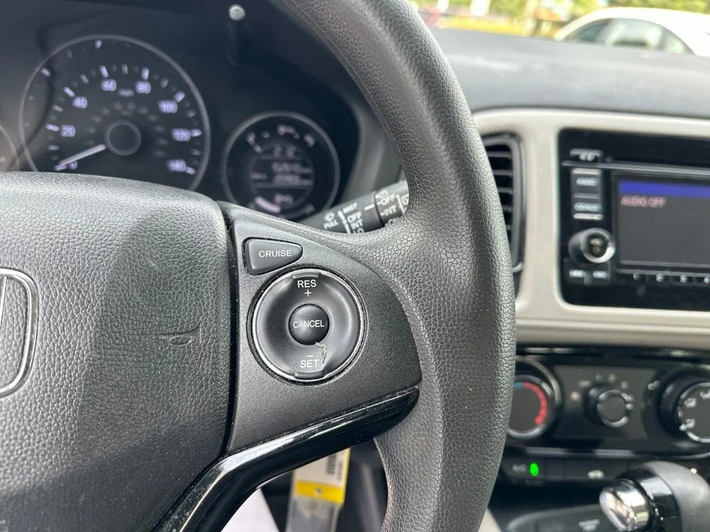 Certified Used 2018 Silver Metallic Honda LX image 29