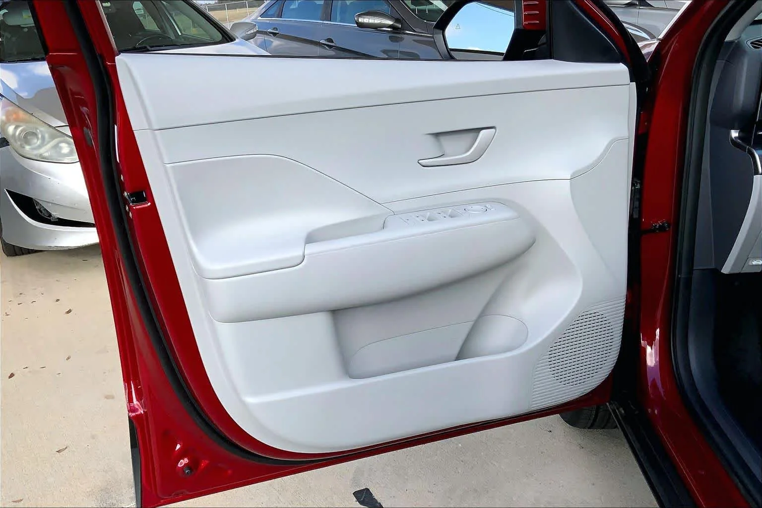New 2026 Ultimate Red Metallic Hyundai SE image 10