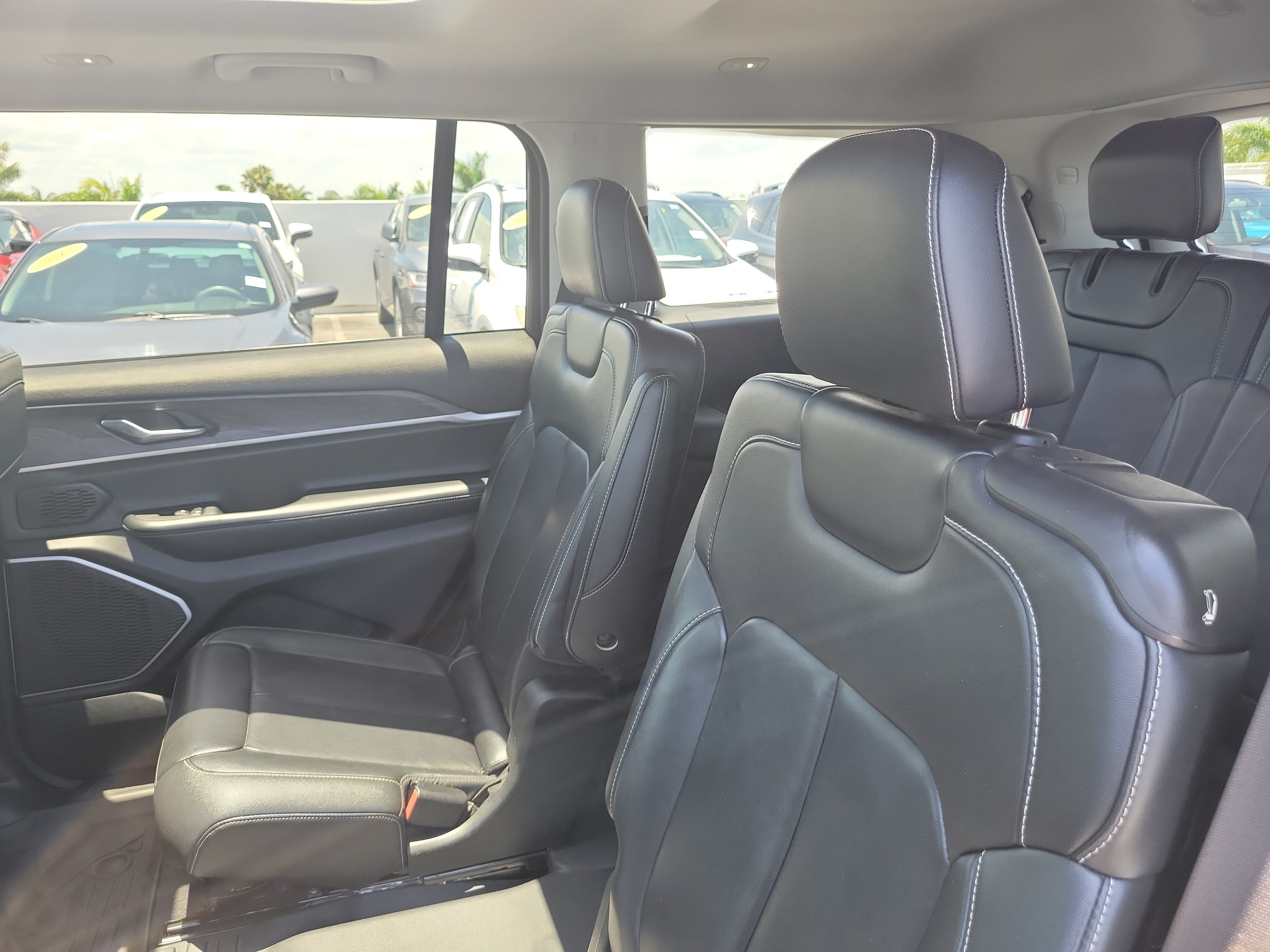 Used 2022 Baltic Gray Metallic Clearcoat Jeep Limited image 14