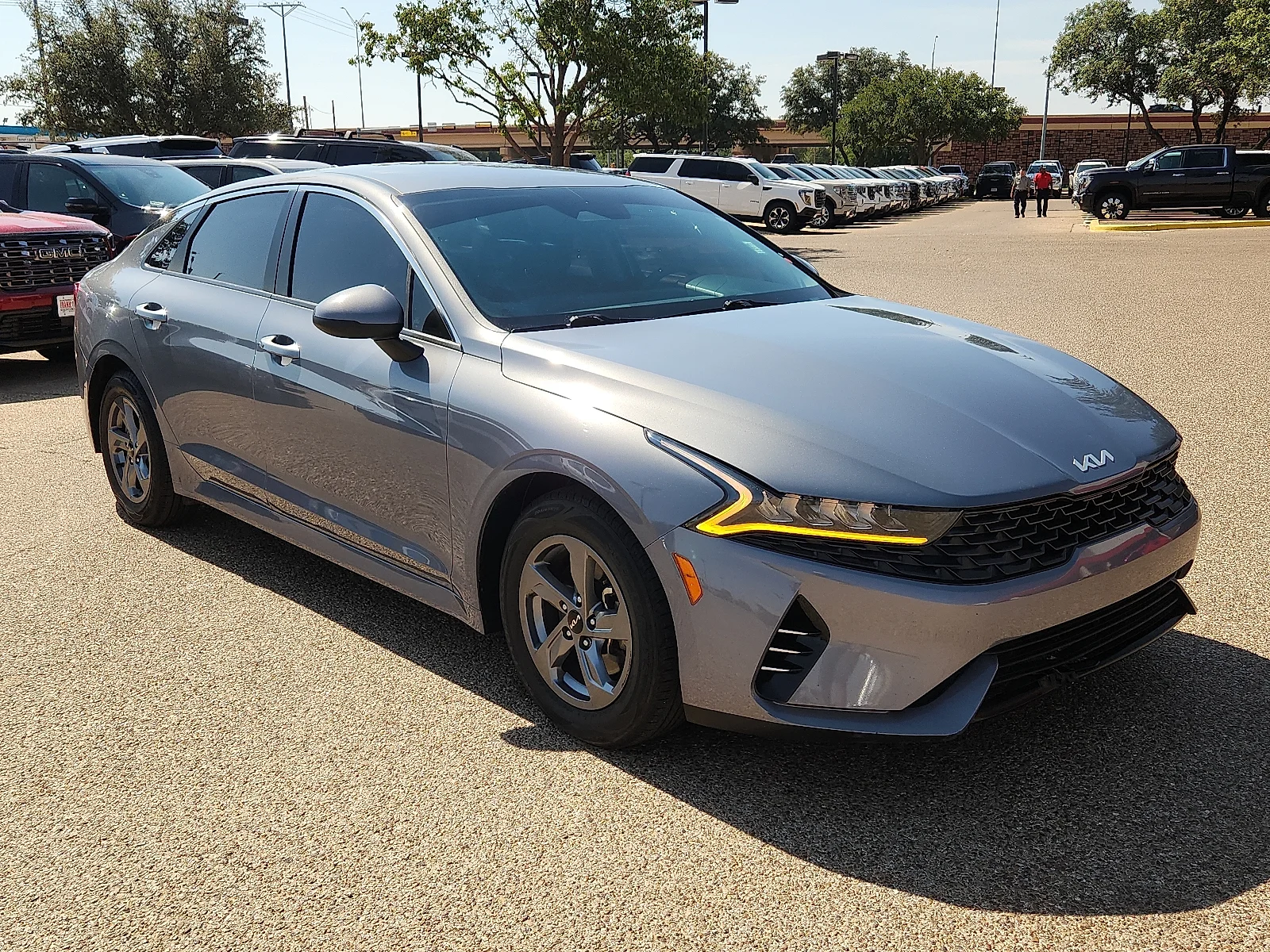 Used 2023 Silver Kia LXS image 6