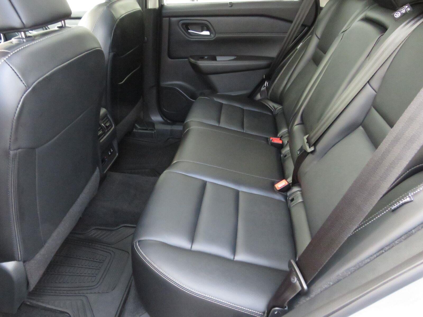 Used 2024 Boulder Gray Pearl Nissan SL image 26