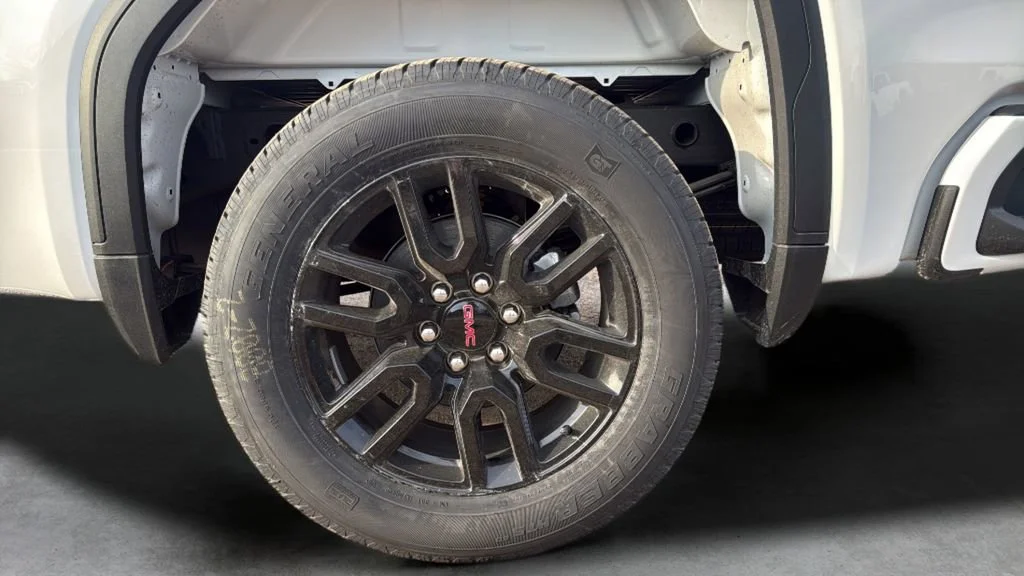 New 2026 Summit White GMC Elevation image 20