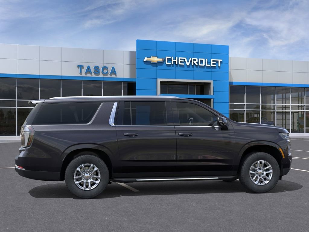 2026 Chevrolet Suburban LT - Photo 6