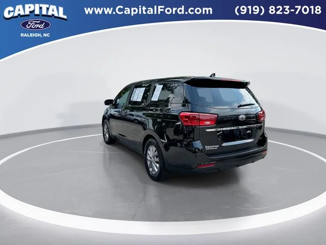 Used 2021 Black Kia LX image 6