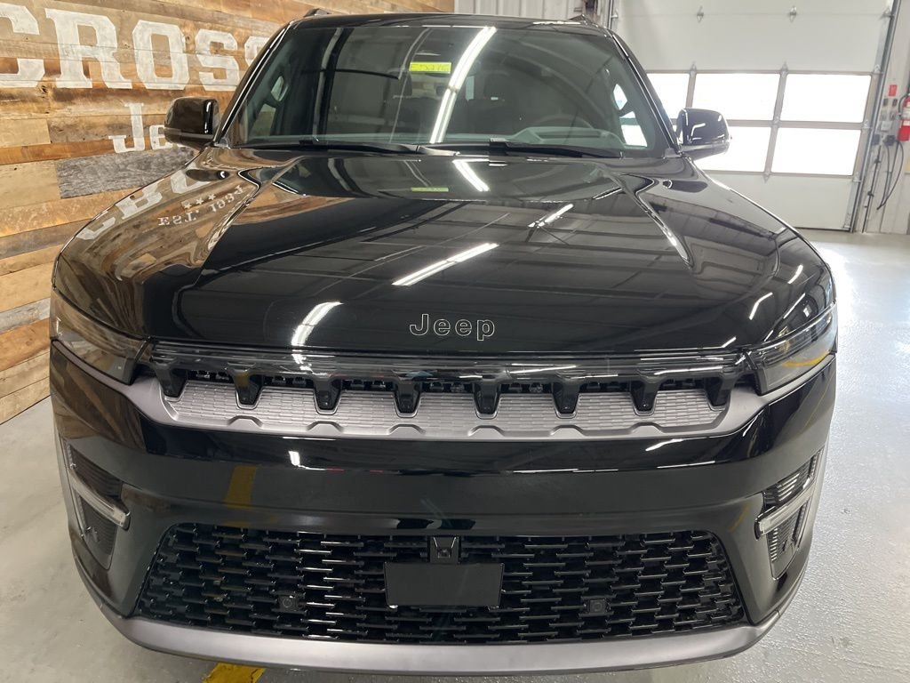 New 2026 High Gloss Black Exterior Paint Jeep Limited Reserve image 9