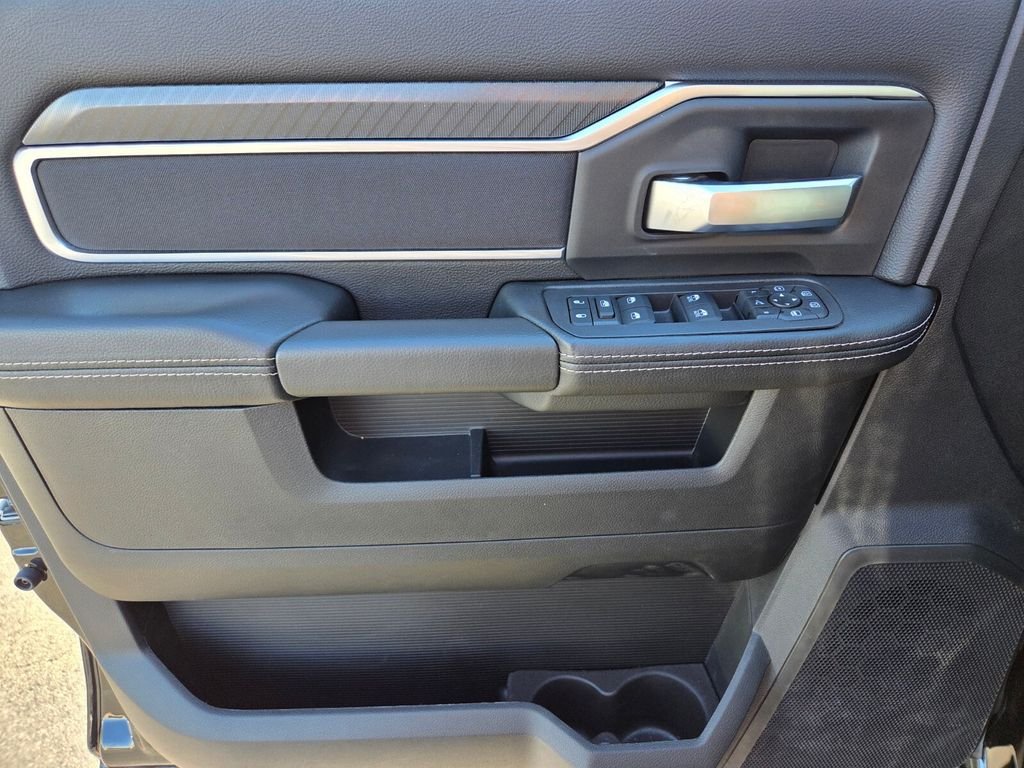 2025 RAM 2500 Big Horn/Lone Star - Photo 9