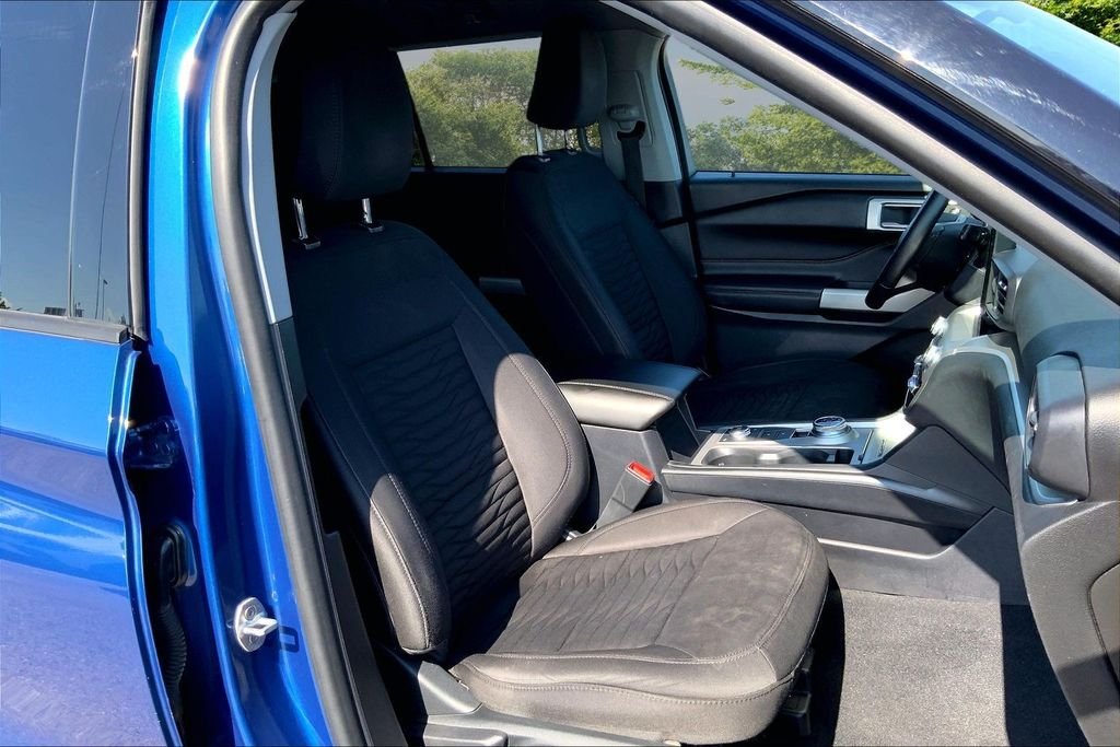 Used 2021 Blue Ford XLT image 29