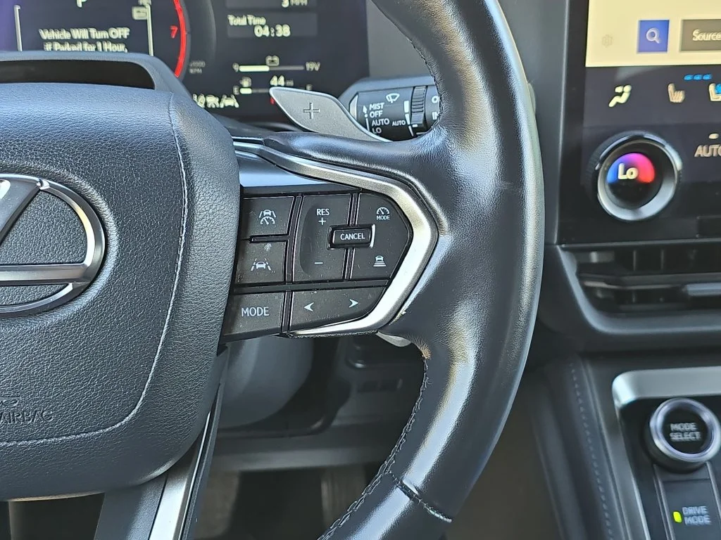 Certified Used 2024 CAVIAR Lexus 550 Luxury image 19