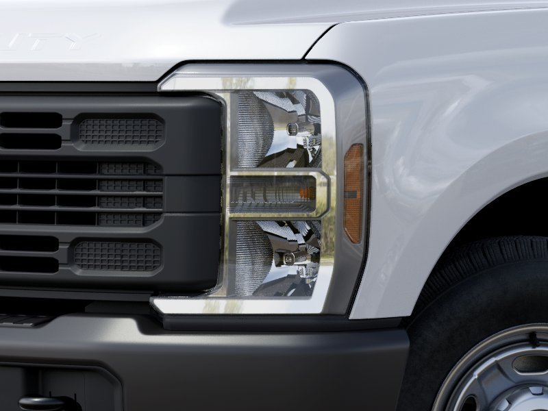 New 2027 Oxford White Ford F-250® XL image 38