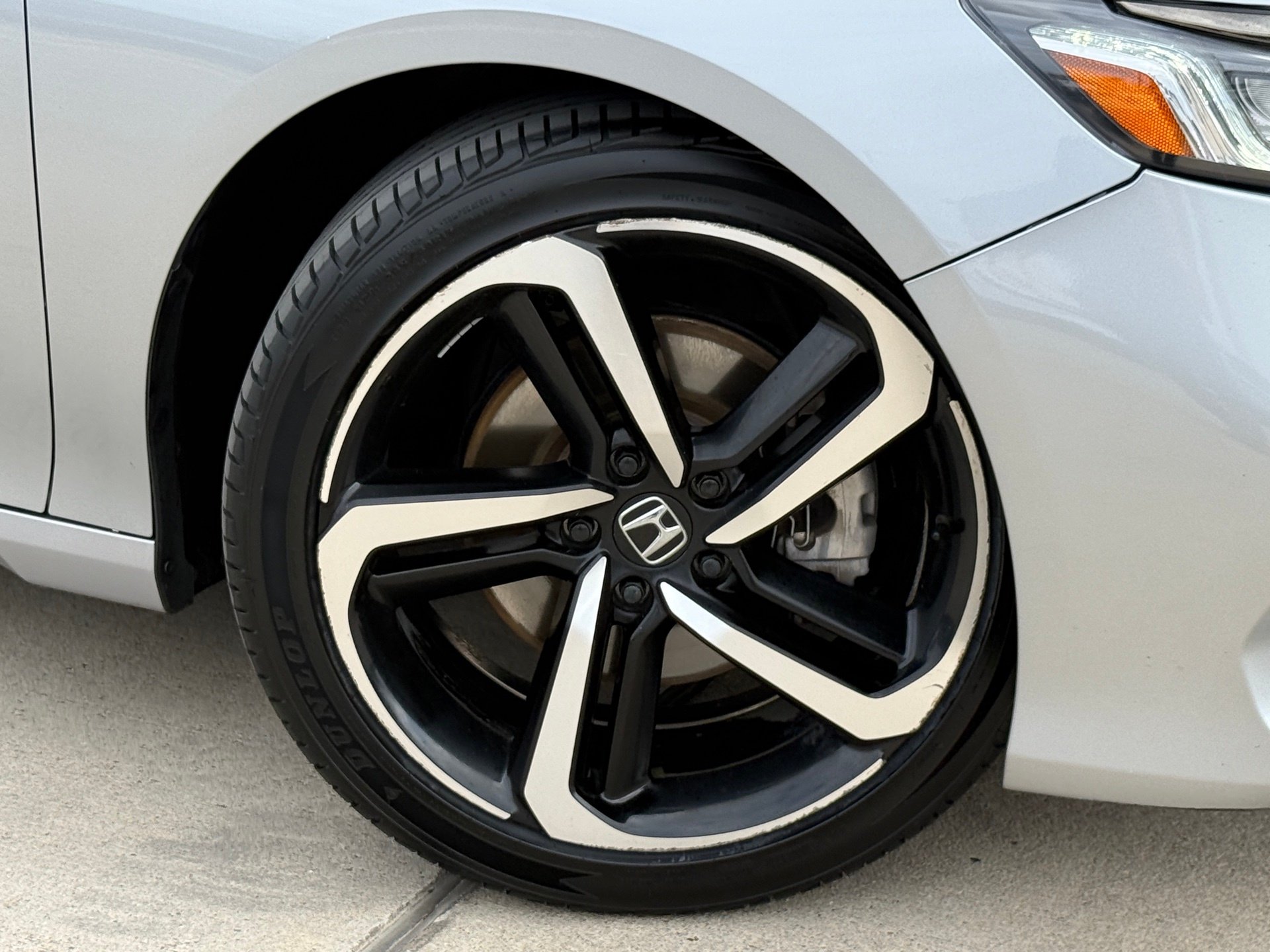 Used 2020 Honda Accord Sport with VIN 1HGCV1F3XLA039300 for sale in Leander, TX