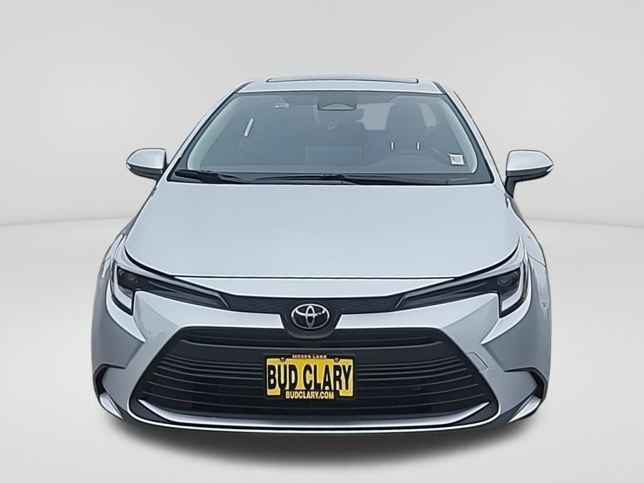 2026 Toyota Corolla XLE - Photo 9