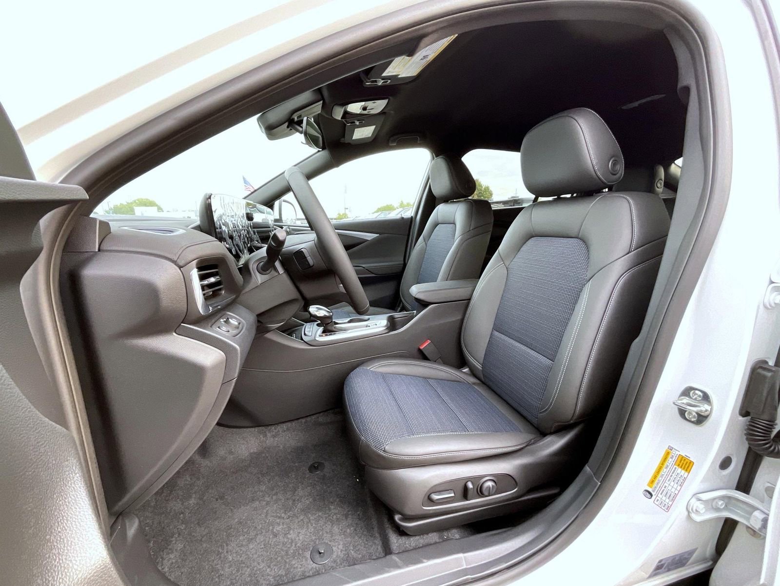2026 Buick Envista Preferred - Photo 10
