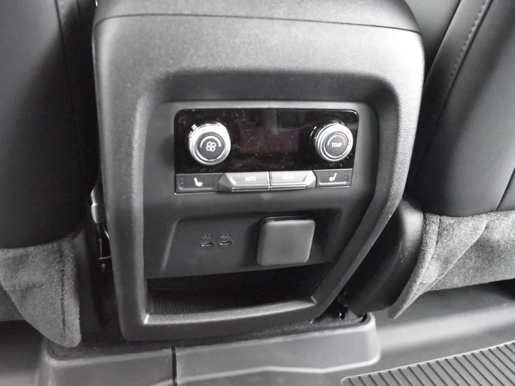 2026 GMC Acadia AT4 - Photo 23