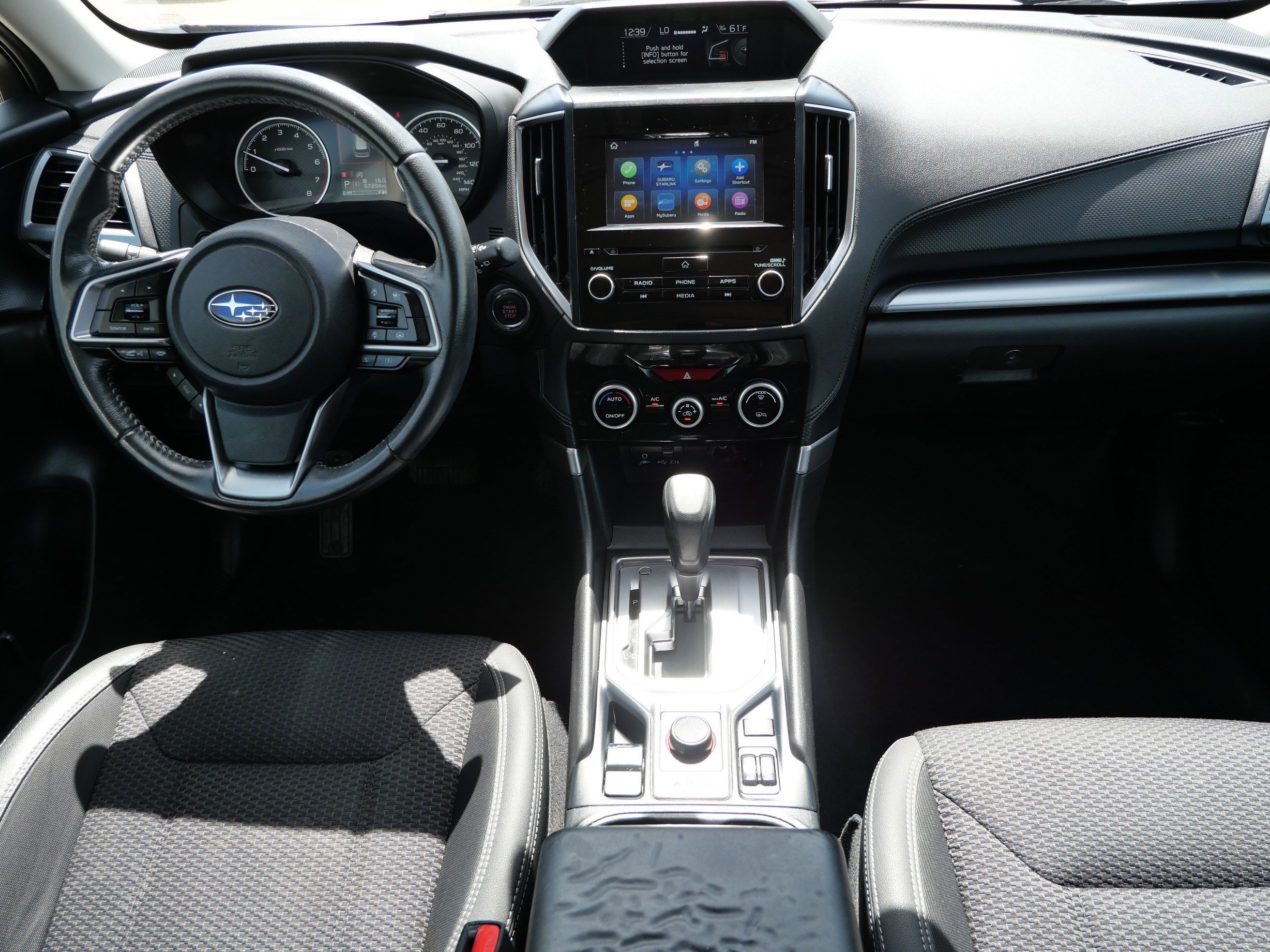 Used 2022 Ice Silver Metallic Subaru Premium image 10