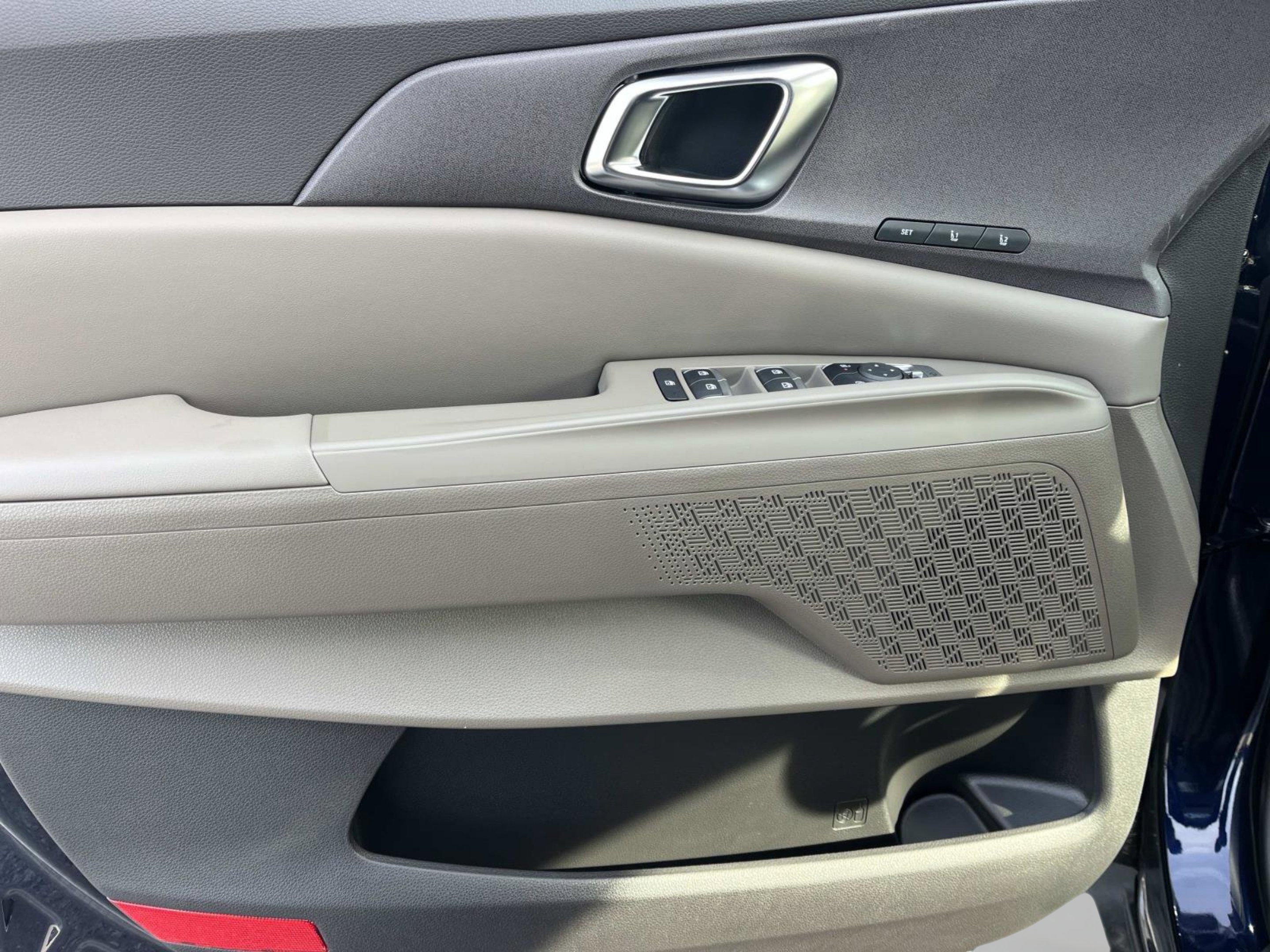 New 2026 Deep Chroma Blue Kia EX image 25
