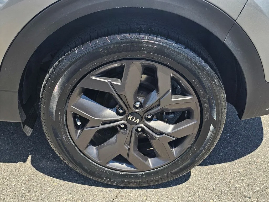 Used 2020 Gray Kia S image 8