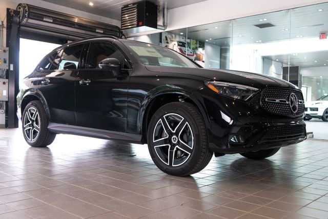 New 2027 Obsidian Black Metallic Mercedes-Benz GLC 300 image 1