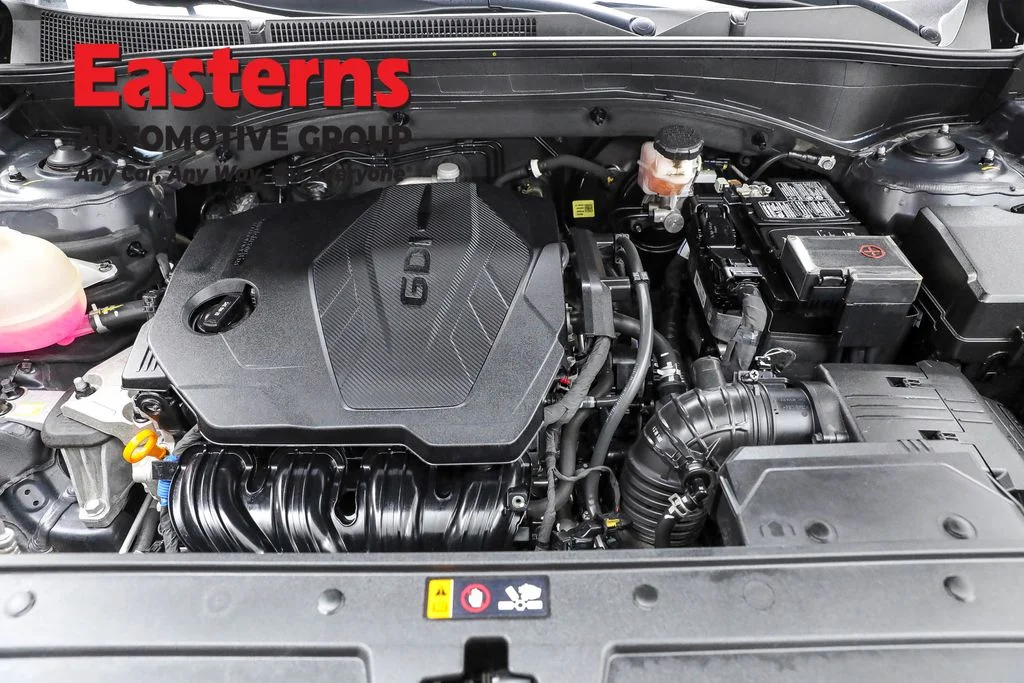 Used 2022 Gray Hyundai SEL image 7
