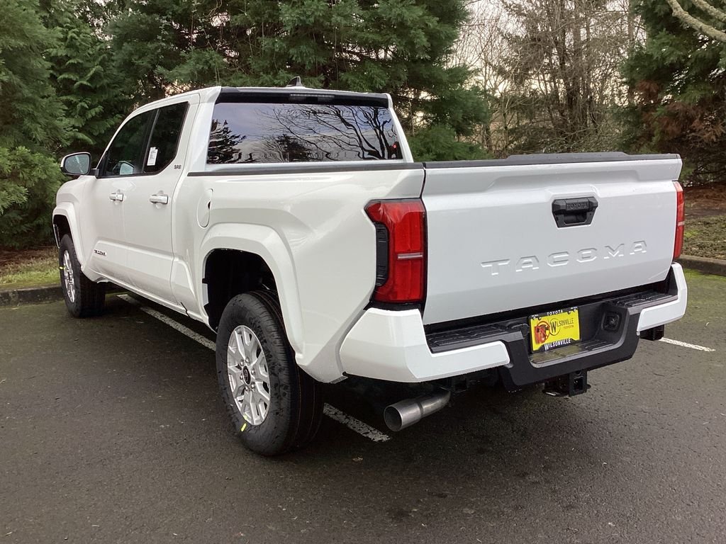 New 2026 Ice Cap Toyota SR5 image 6
