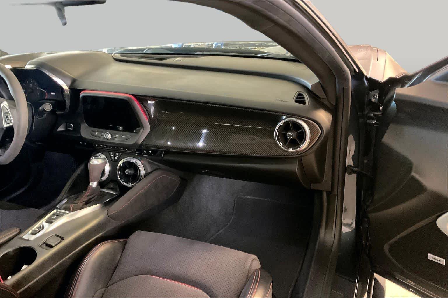 Used 2019 Shadow Gray Metallic Chevrolet ZL1 image 17