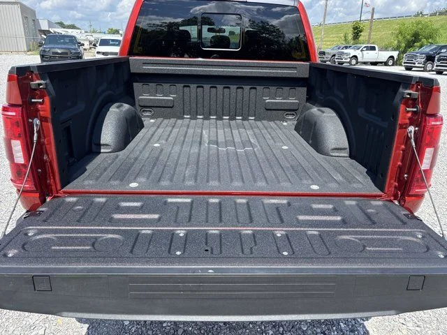 Used 2023 Red Ford XLT image 5