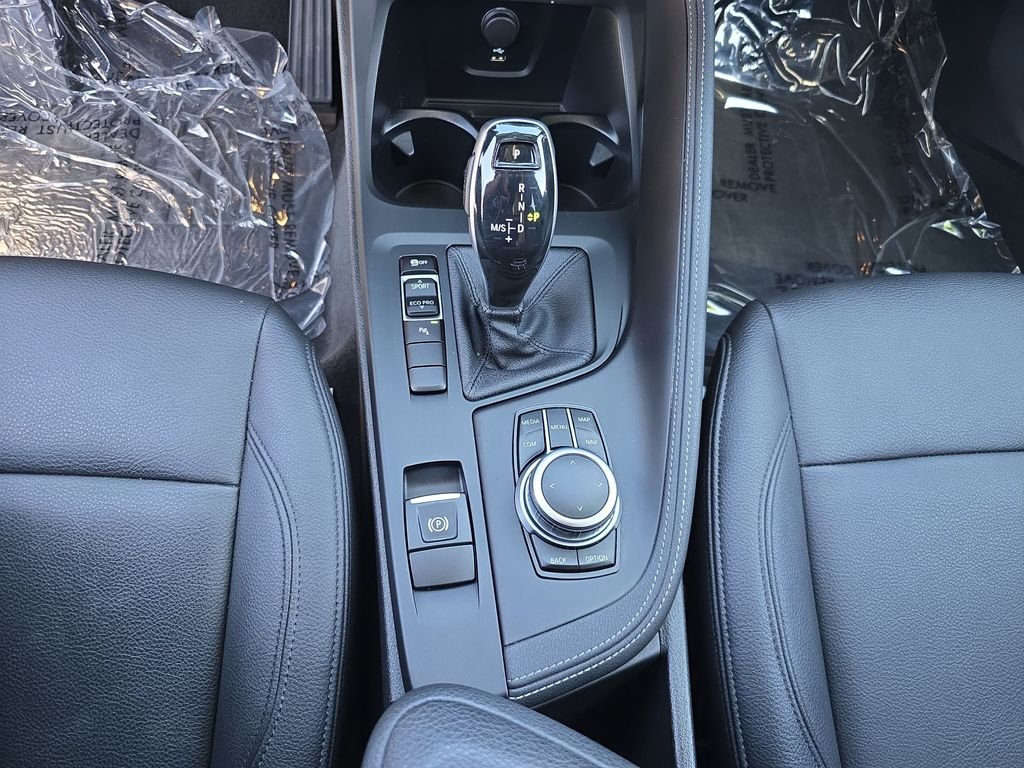 Used 2021 Black BMW sDrive28i image 29