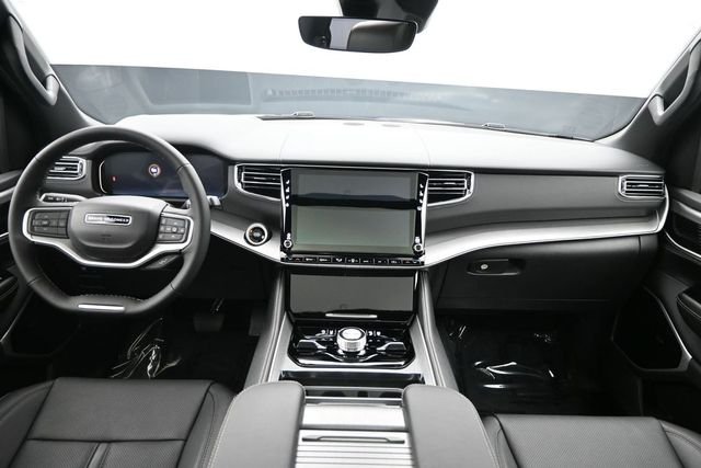 New 2026 Fathom Blue Pearl-Coat Exterior Paint (Late Availability) Jeep Limited Reserve image 11