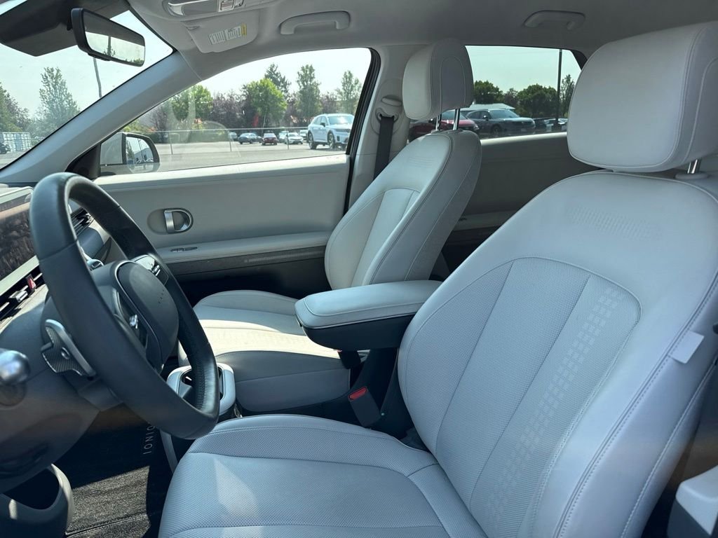 Used 2023 Cyber Gray Hyundai SEL image 9