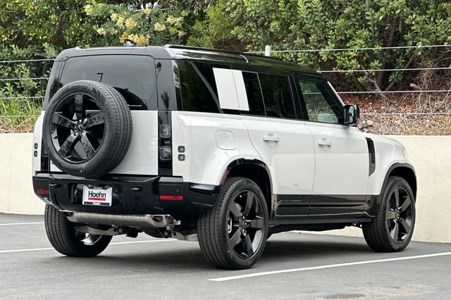 New 2026 Borasco Grey Land Rover X-Dynamic SE image 5
