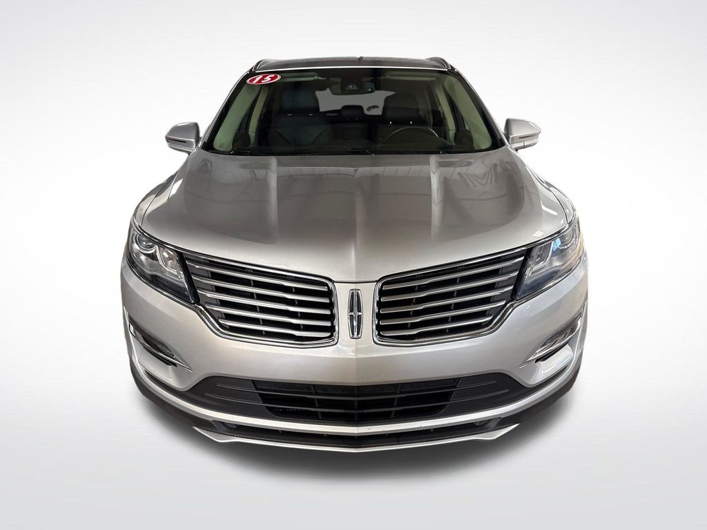 Used 2015 Silver Lincoln Base image 9