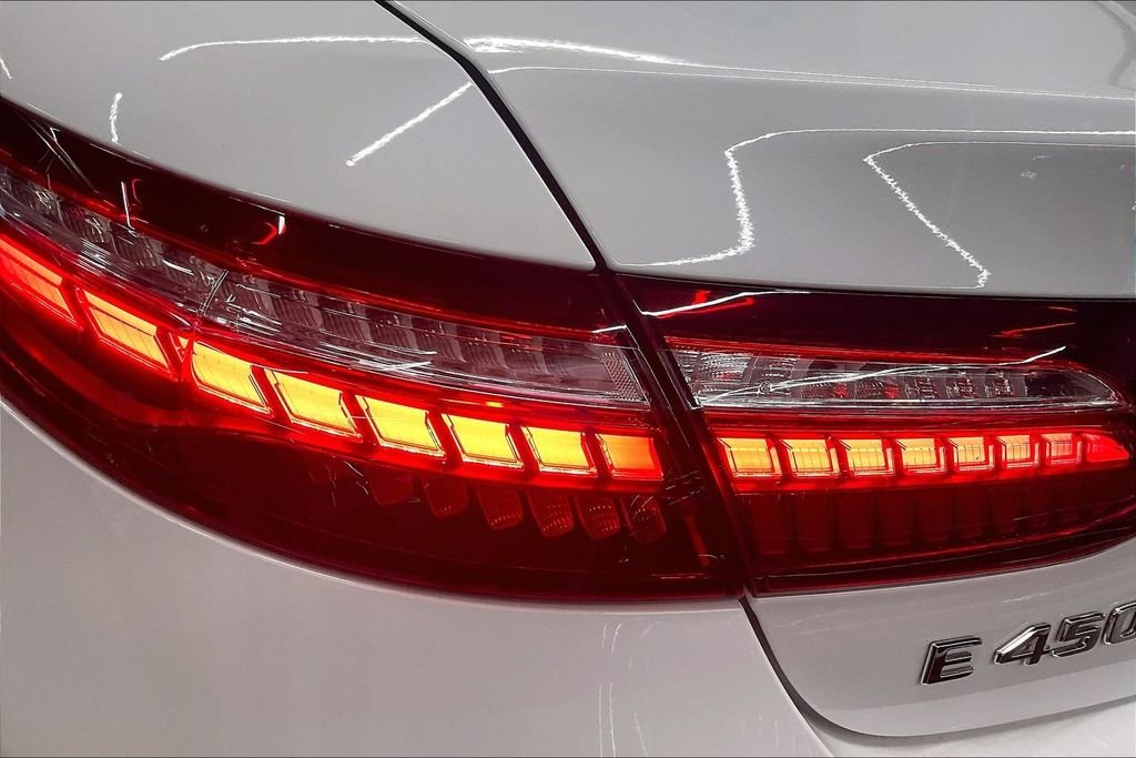 2022 Mercedes-Benz E-Class E450 - Photo 24