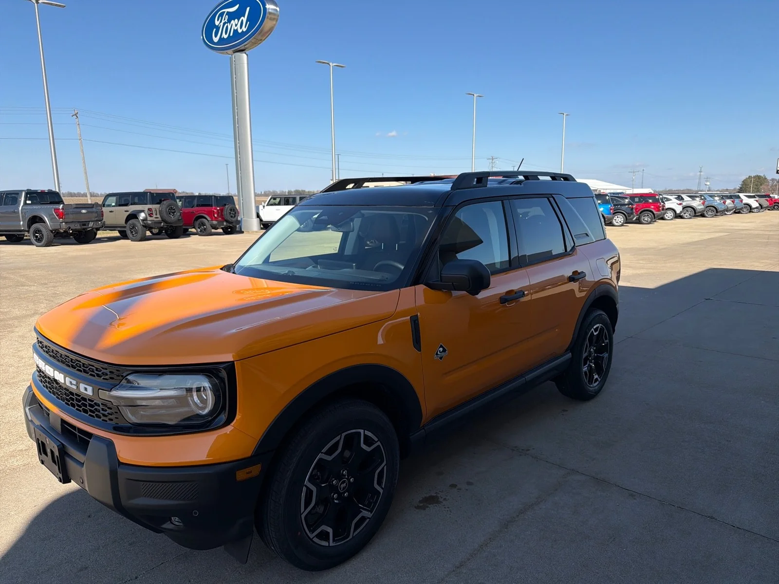 New 2026 Orange Fury Metallic Tri-Coat Ford Outer Banks® image 7